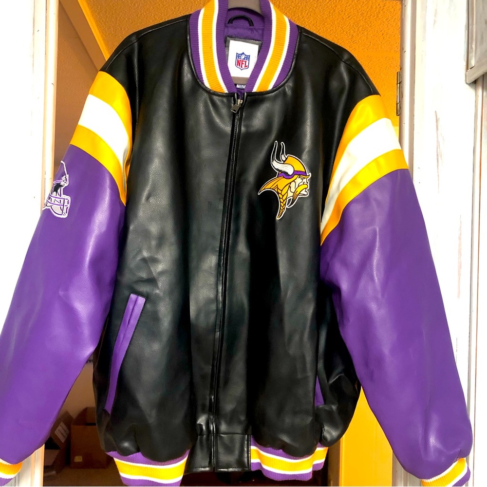 Retro 90s Minnesota’s Vikings letterman jacket